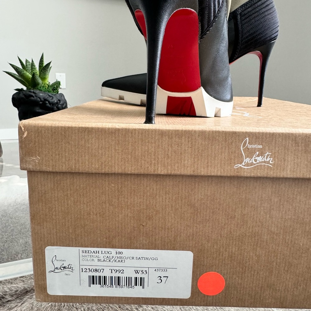 Christian Louboutin boots worn  once - Picture 7 of 8